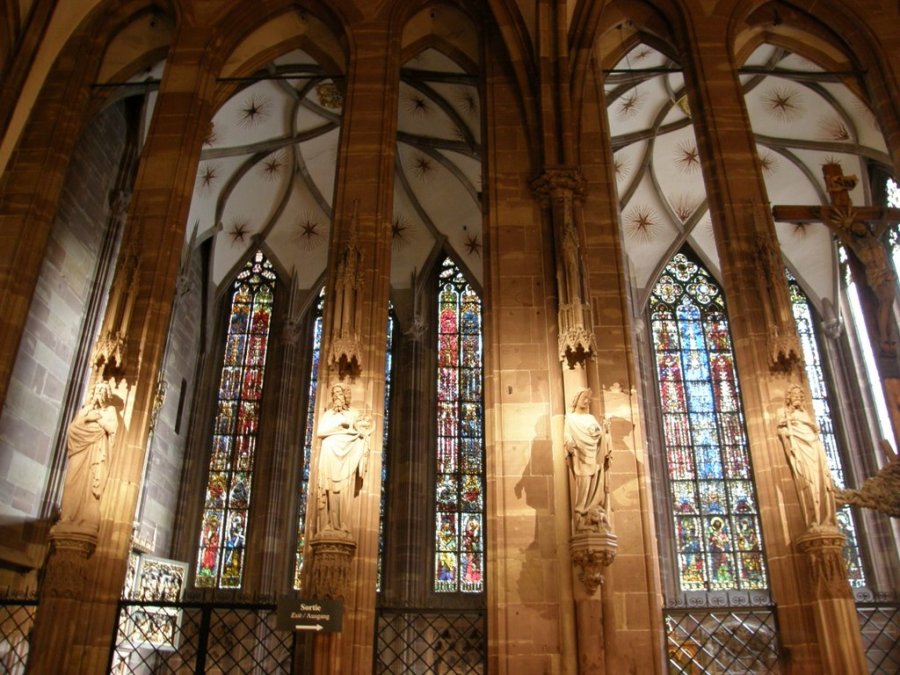 ස්ට්‍රස්බර්ග් හි කැතීඩ්ර්ල් දේවස්ථානය